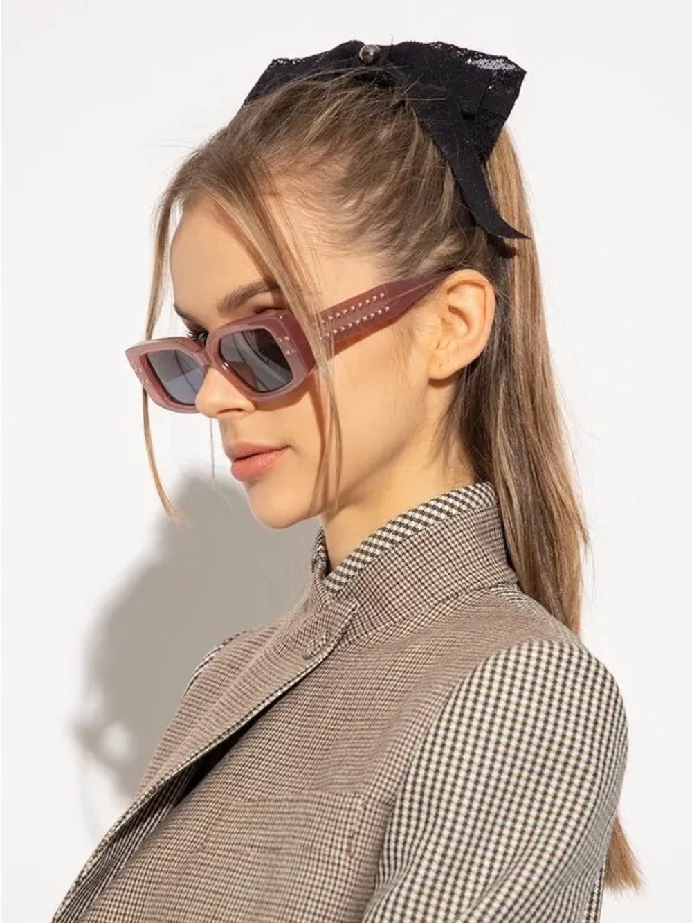 NIB VALENTINO GARAVANI V-CINQUE SUNGLASSES IN POWDER PINK & GOLD STUDS